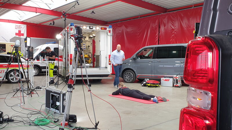 Michael Gissinger von ForLife moderiert den Live-Stream.