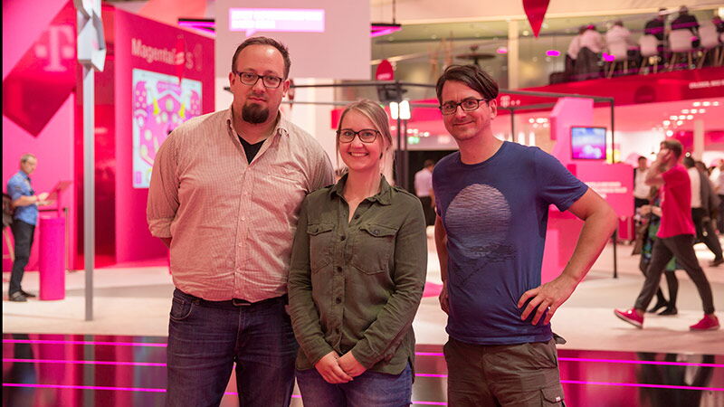 Julian Klietz, Michelle Aßenmacher und Max Kluger bei der IFA 2018 in Berlin