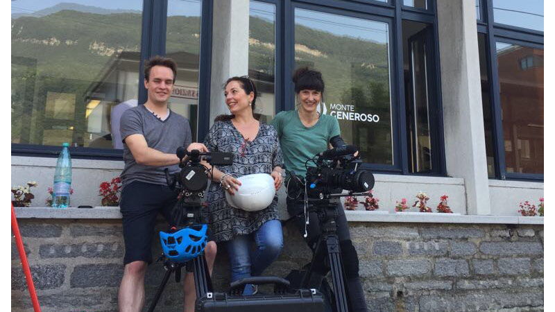 Dustin Stahl, Anja Bauer und Julia Franken am Fuße des Monte Generoso