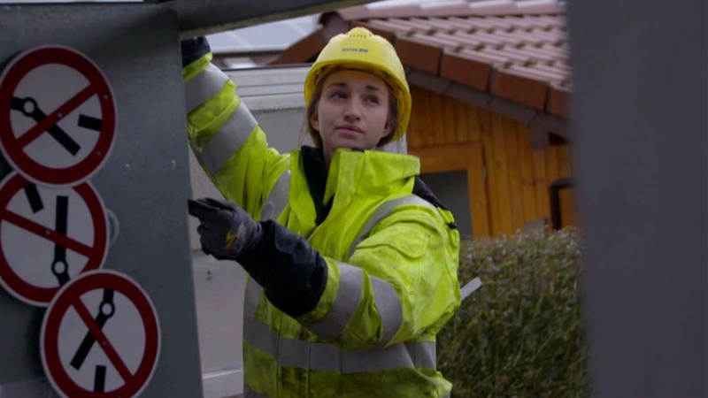 Industriemeisterin Sara Kern auf der Baustelle